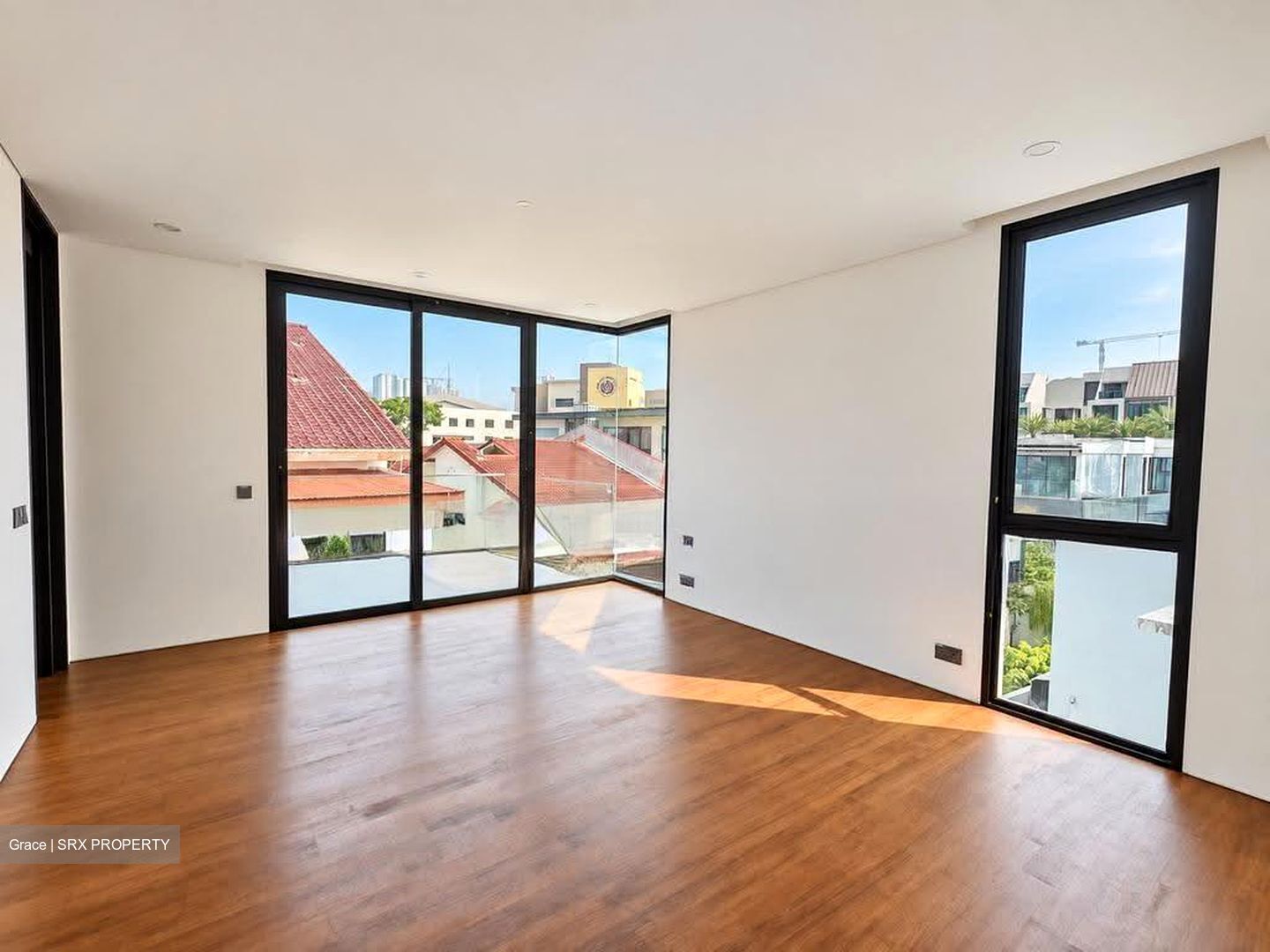 Holland Grove Park (D10), Detached #629330011